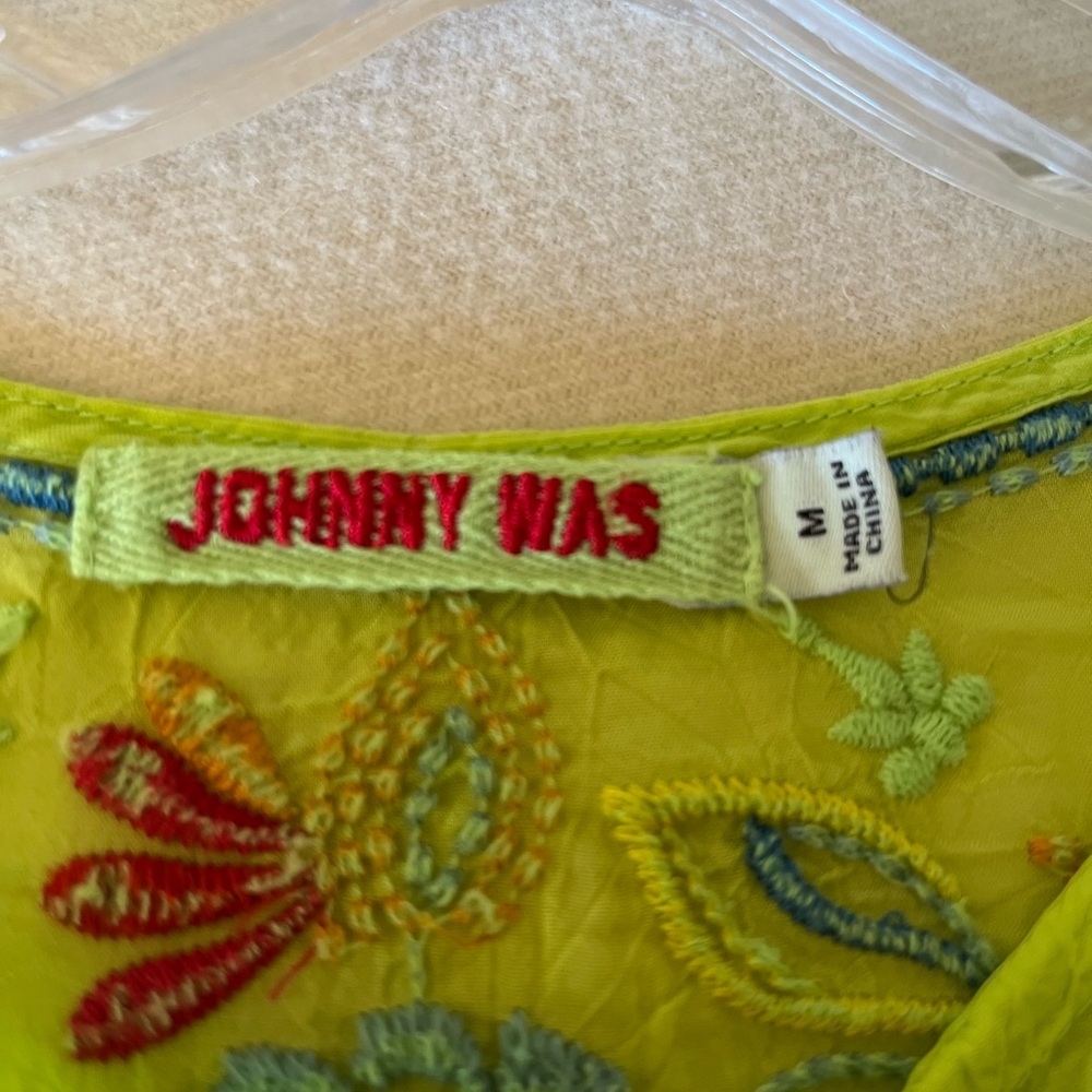 Johnny Was Chartreuse Blouse with Floral Birds Embroidery Sz M Boho Summer - Picture 3 of 6